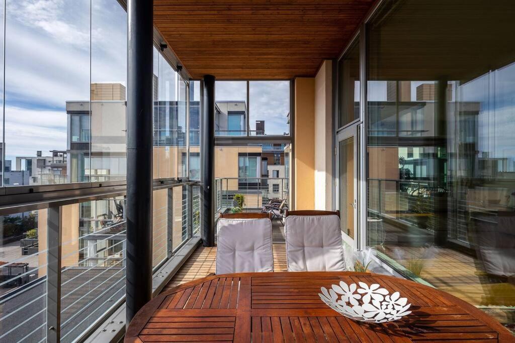 Spacious Home With Four Terrace, Sauna, Sea View هلسنكي المظهر الخارجي الصورة